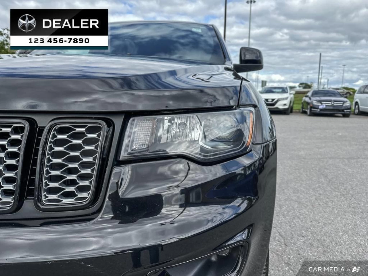 2021 Jeep Grand Cherokee Altitude  -  Navigation - $252 B/W Main Image