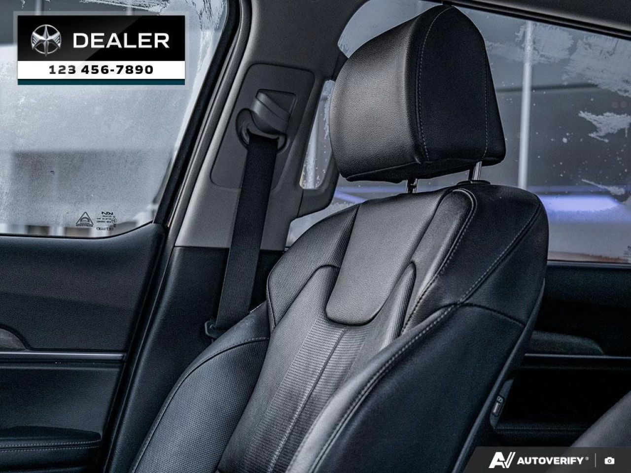 2022 Kia Telluride SX  - Cooled Seats - Sunroof - $340 B/W Main Image