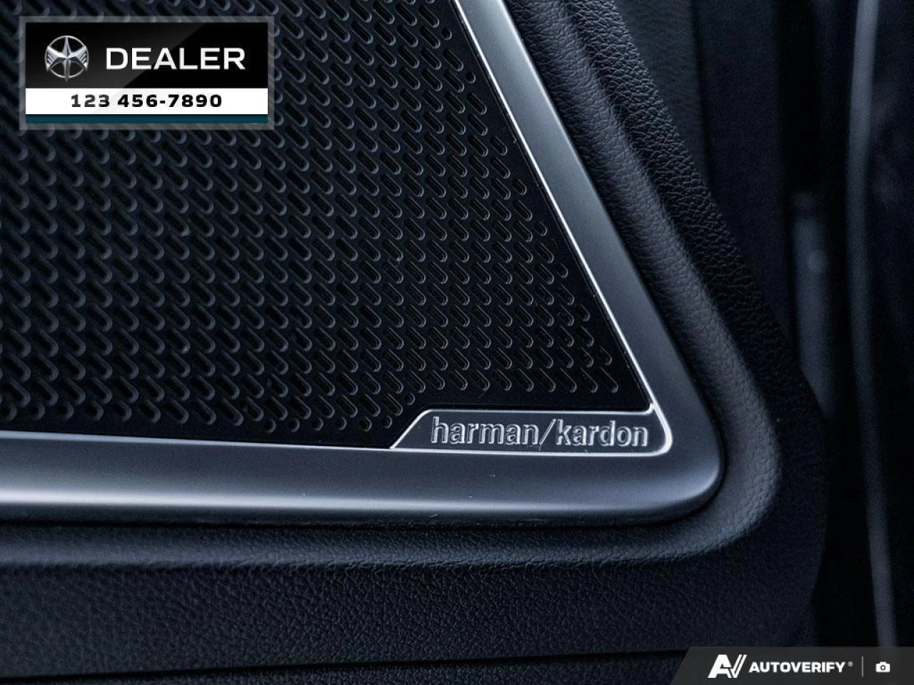 2022 Kia Telluride SX  - Cooled Seats - Sunroof - $340 B/W Main Image