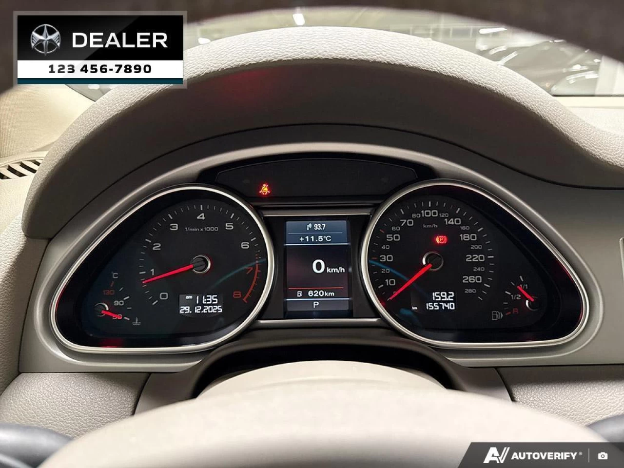 2015 Audi Q7 3.0L TDI Vorsprung Quattro  - Sunroof - $153 B/W Main Image