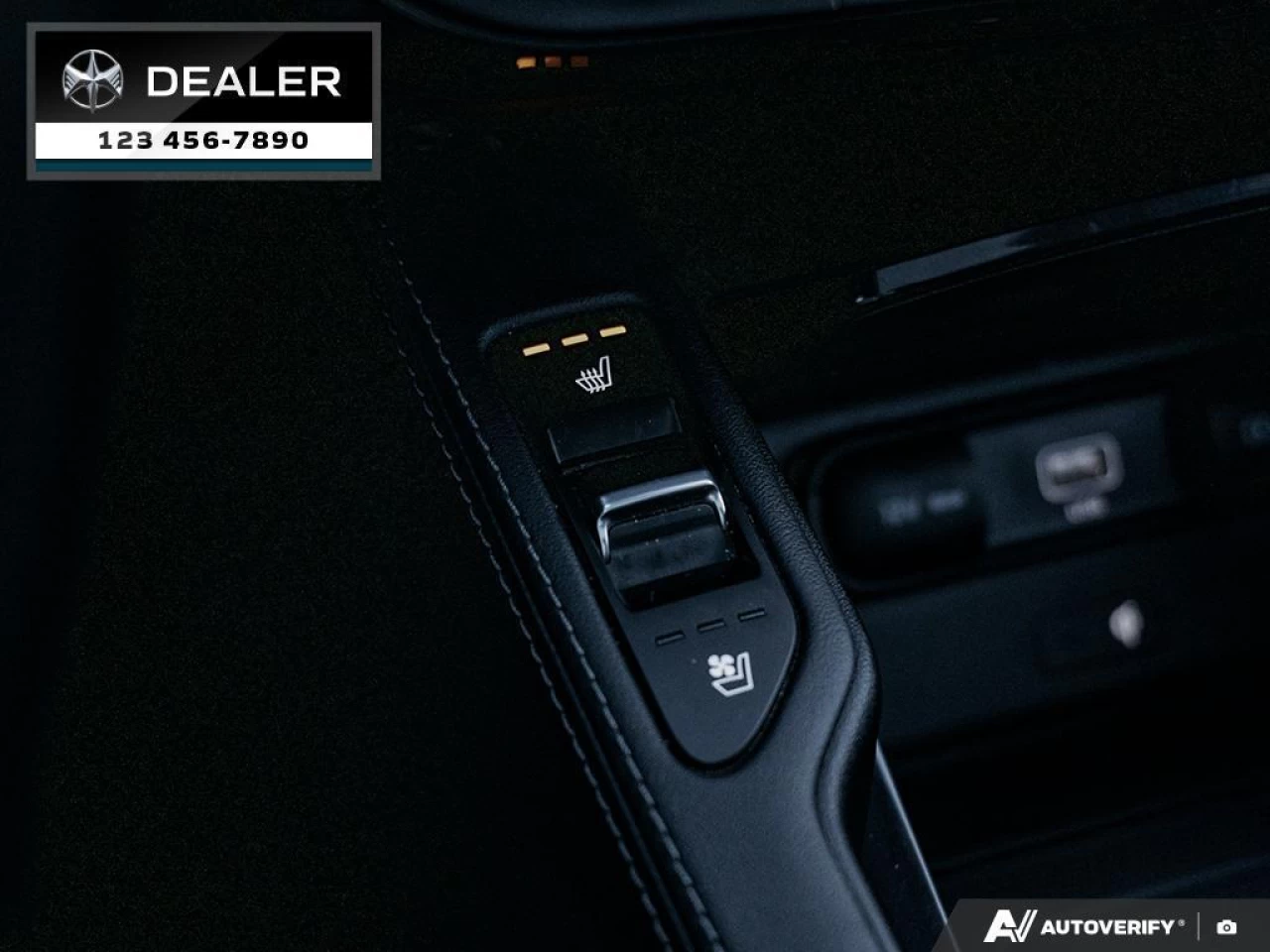 2022 Kia Telluride SX  - Cooled Seats - Sunroof - $340 B/W Main Image
