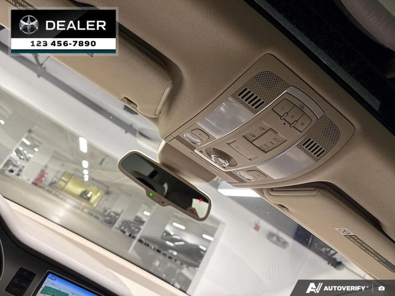 2015 Audi Q7 3.0L TDI Vorsprung Quattro  - Sunroof - $153 B/W Main Image