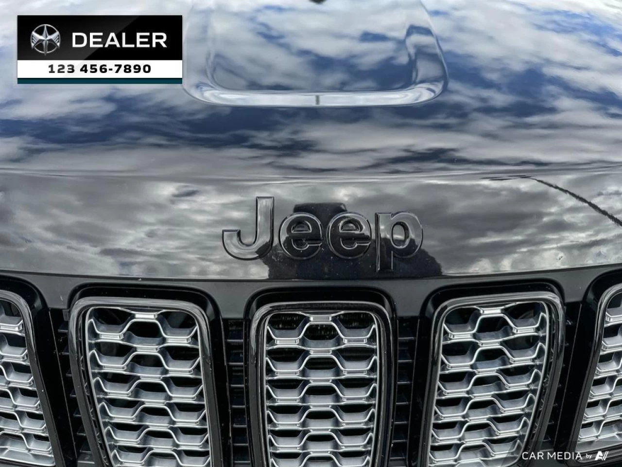 2021 Jeep Grand Cherokee Altitude  -  Navigation - $252 B/W Main Image