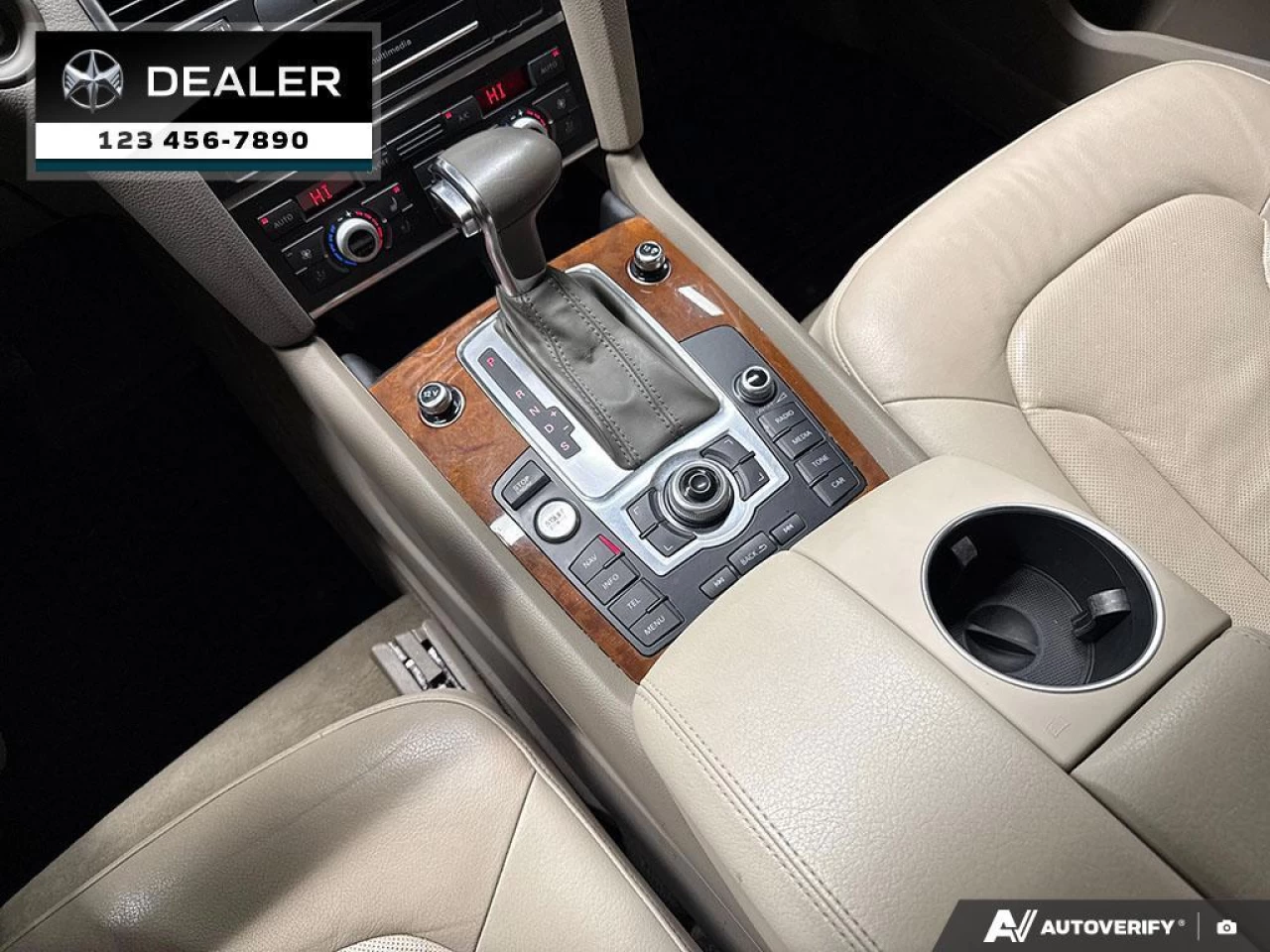 2015 Audi Q7 3.0L TDI Vorsprung Quattro  - Sunroof - $153 B/W Main Image