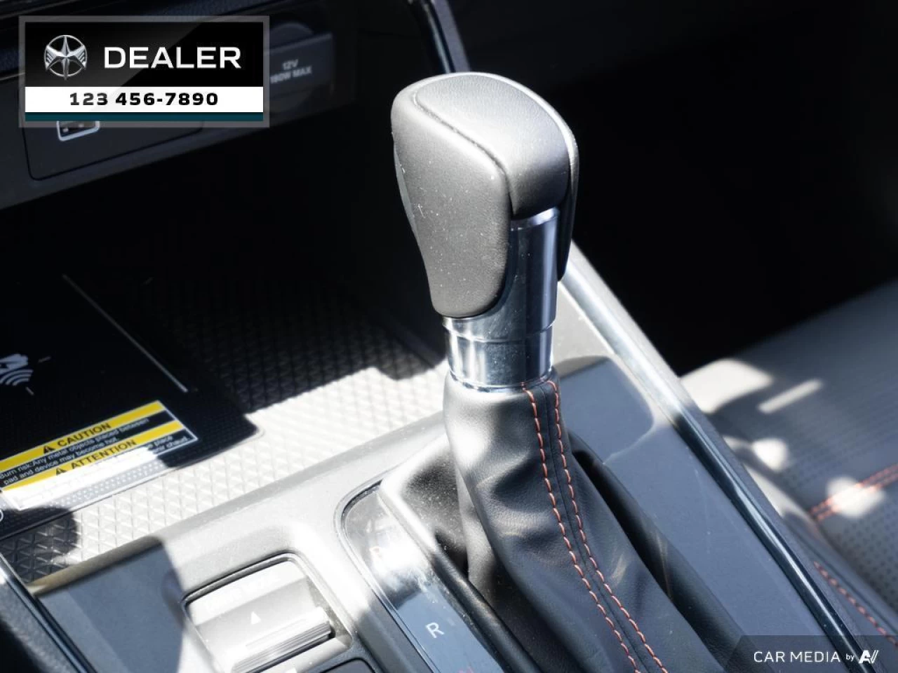 2023 Honda CR-V Hybrid Touring  - NAVIGATION - Leather Seats - $230 B/W Main Image