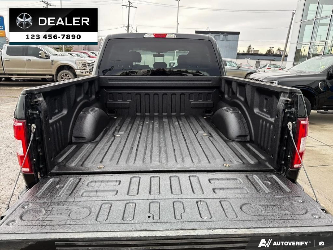 2020 Ford F-150 - $185 B/W - Low Mileage - <b>Highlight Default Text<b> Main Image