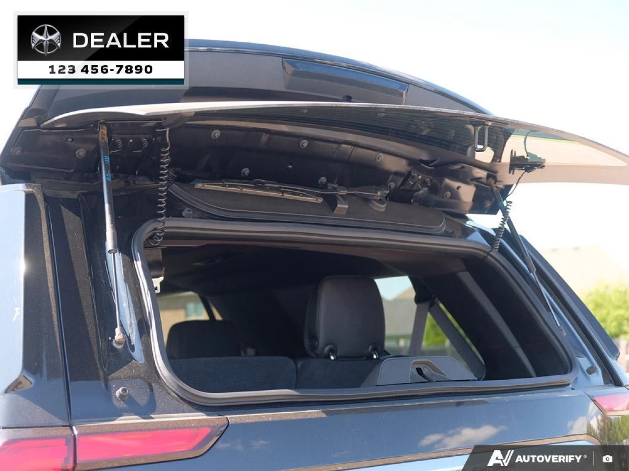 2021 GMC Yukon Denali  - NAVIGATION - Leather Seats - $307 B/W Main Image