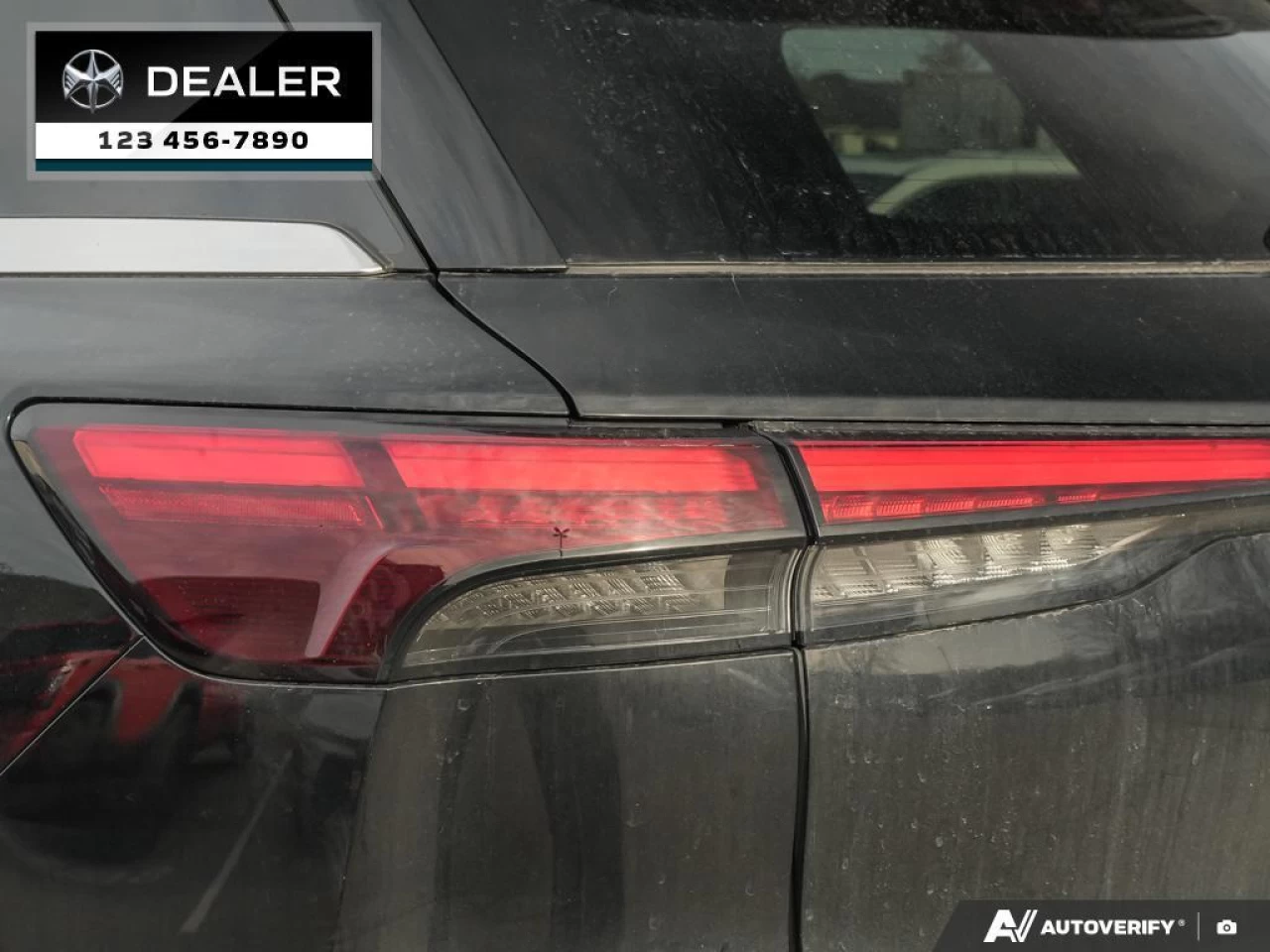2022 INFINITI QX60 Autograph  - Sunroof - Cooled Seats - $418 B/W Main Image
