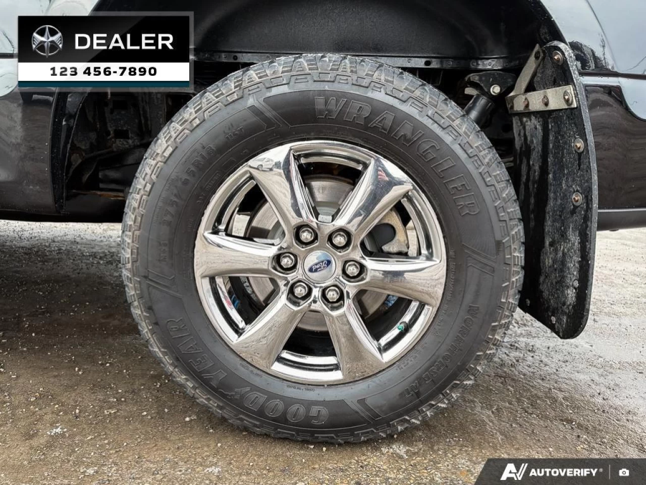 2020 Ford F-150 - $185 B/W - Low Mileage - <b>Highlight Default Text<b> Main Image