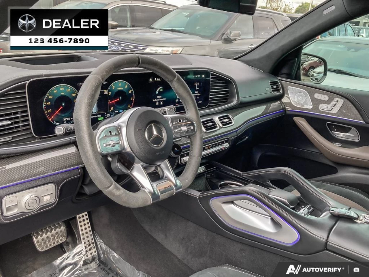 2021 Mercedes-Benz GLE 450 4MATIC  - Sunroof -  Navigation - $533 B/W Main Image