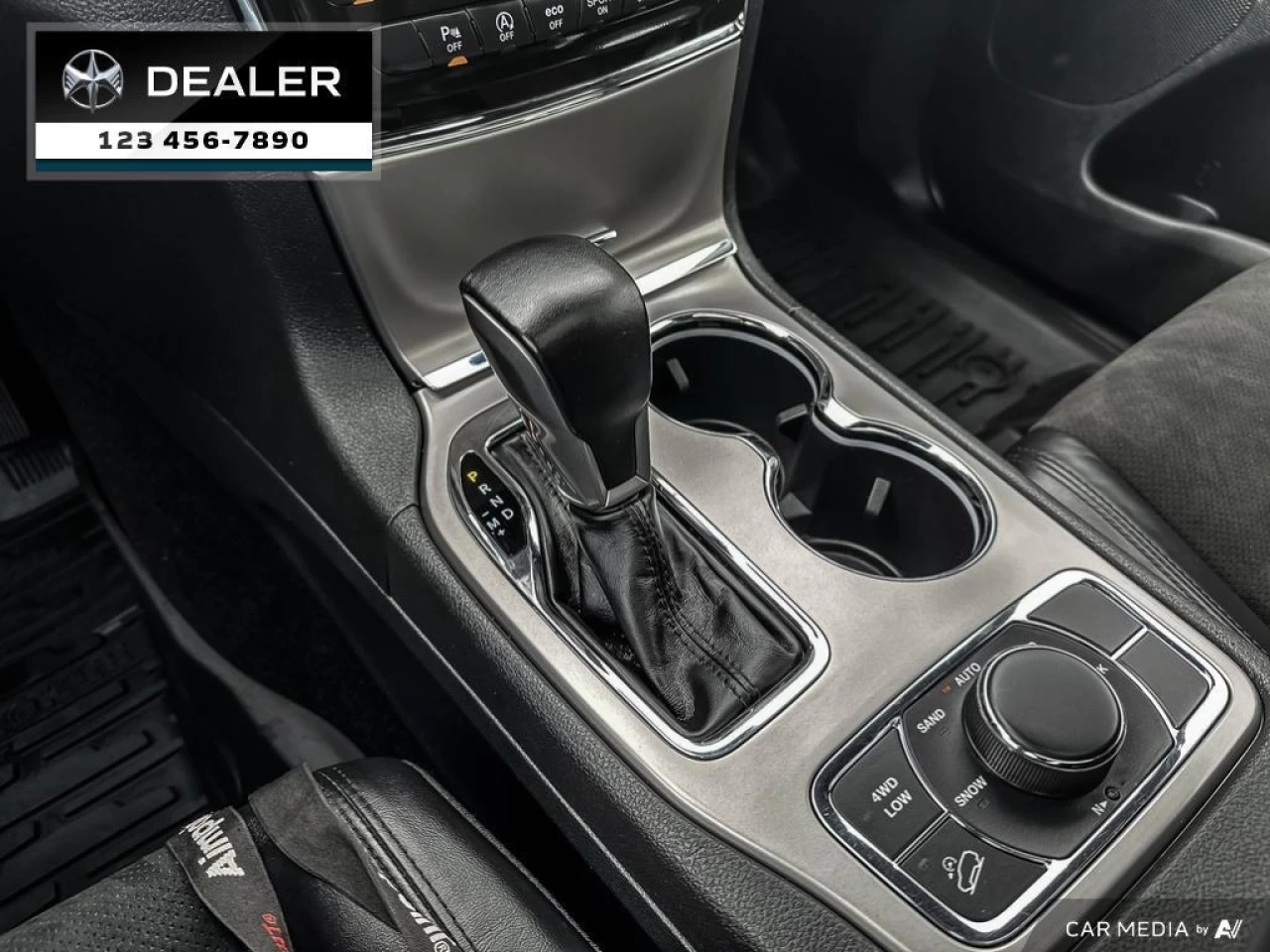 2021 Jeep Grand Cherokee Altitude  -  Navigation - $252 B/W Main Image