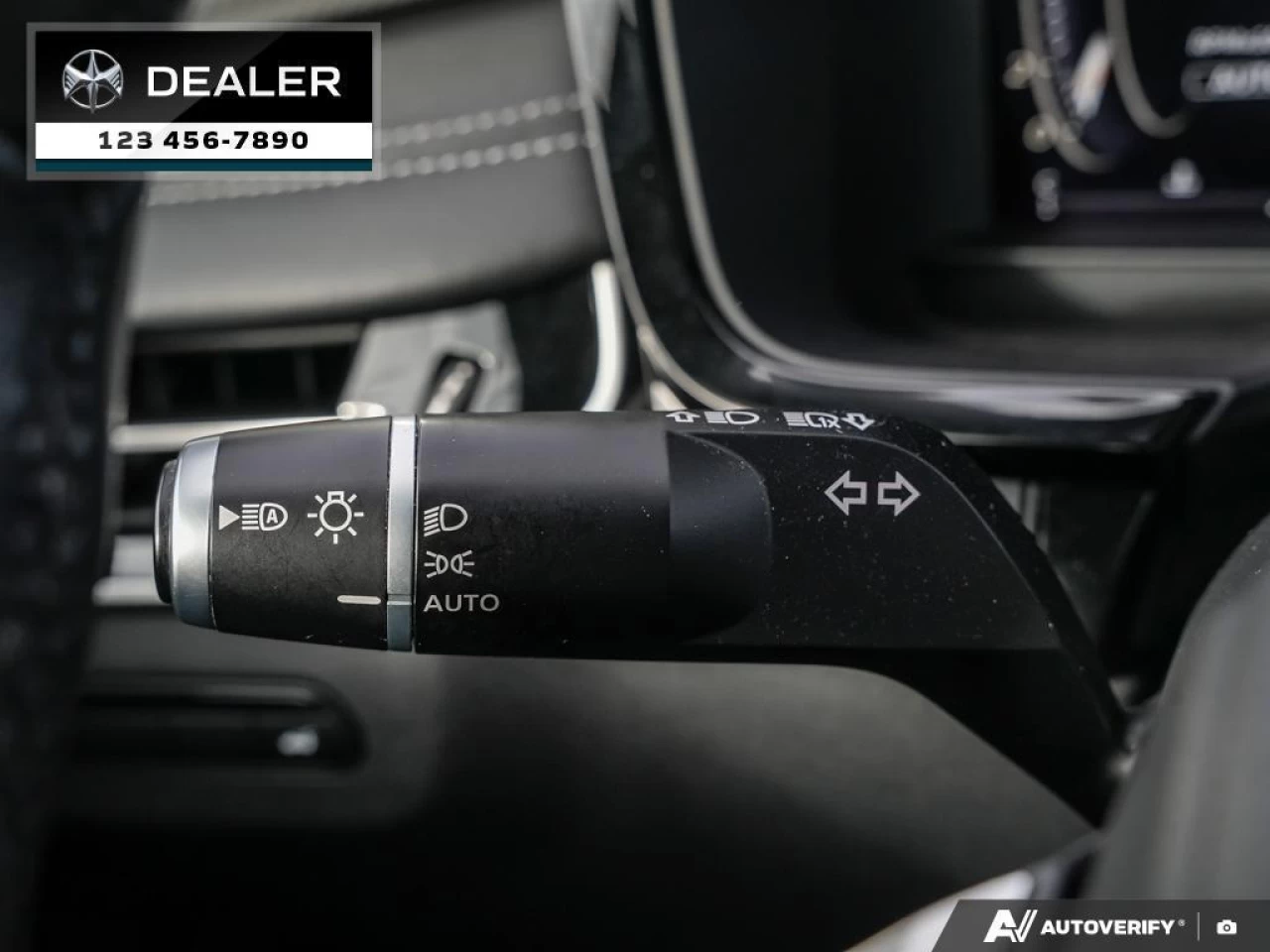 2022 INFINITI QX60 Autograph  - Sunroof - Cooled Seats - $418 B/W Main Image