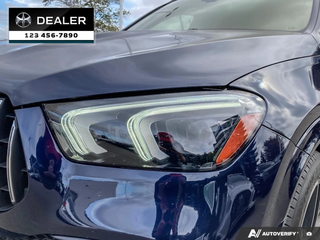 2021 Mercedes-Benz GLE 450 4MATIC  - Sunroof -  Navigation - $533 B/W Main Image