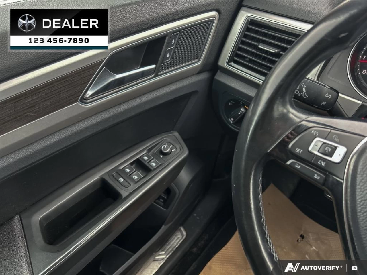 2018 Volkswagen Atlas Highline 3.6 FSI  - NAVIGATION - $189 B/W Main Image