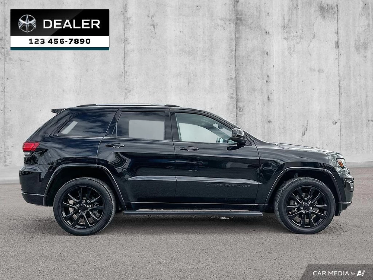 2021 Jeep Grand Cherokee Altitude  -  Navigation - $252 B/W Main Image
