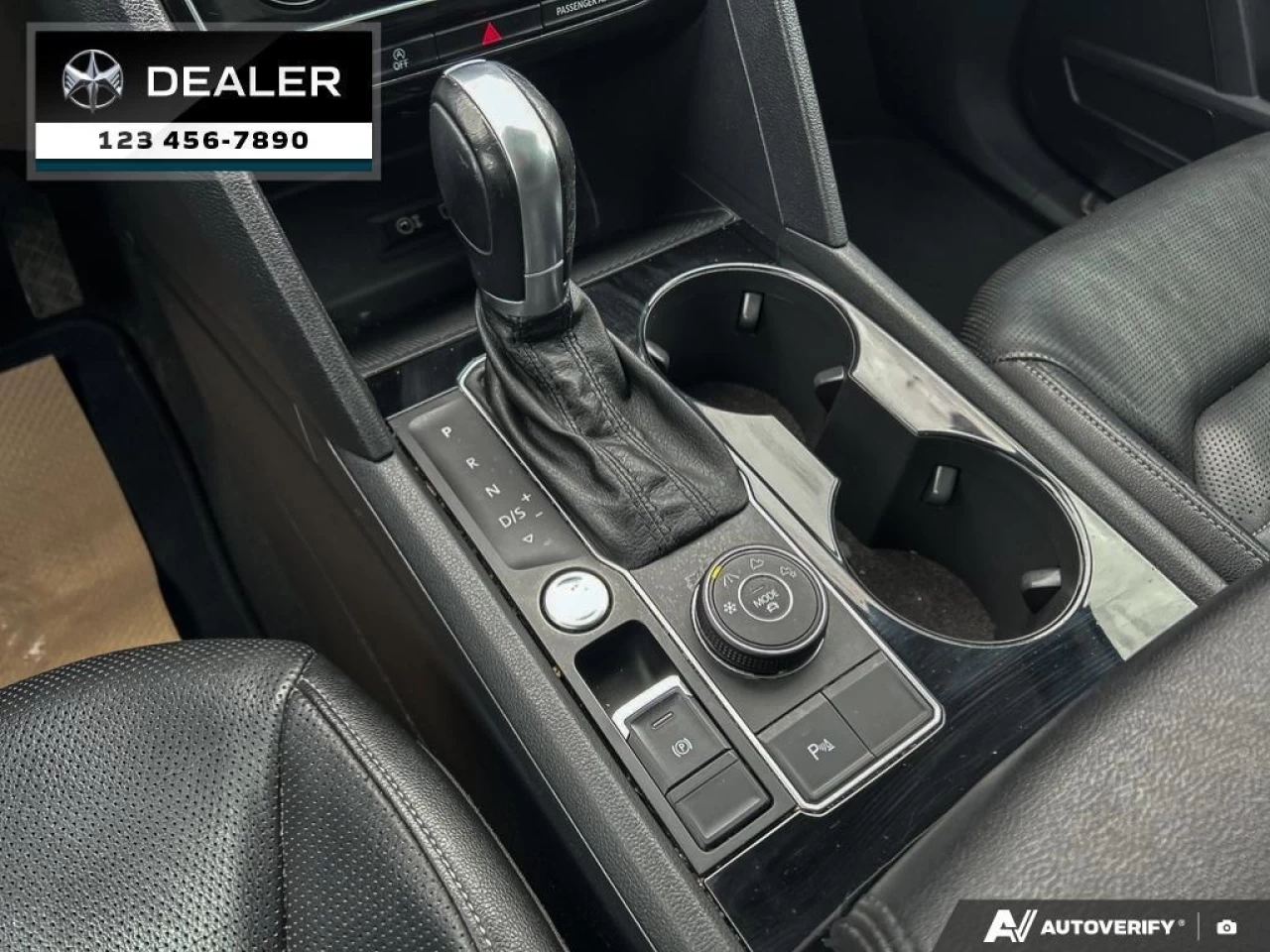 2018 Volkswagen Atlas Highline 3.6 FSI  - NAVIGATION - $189 B/W Main Image
