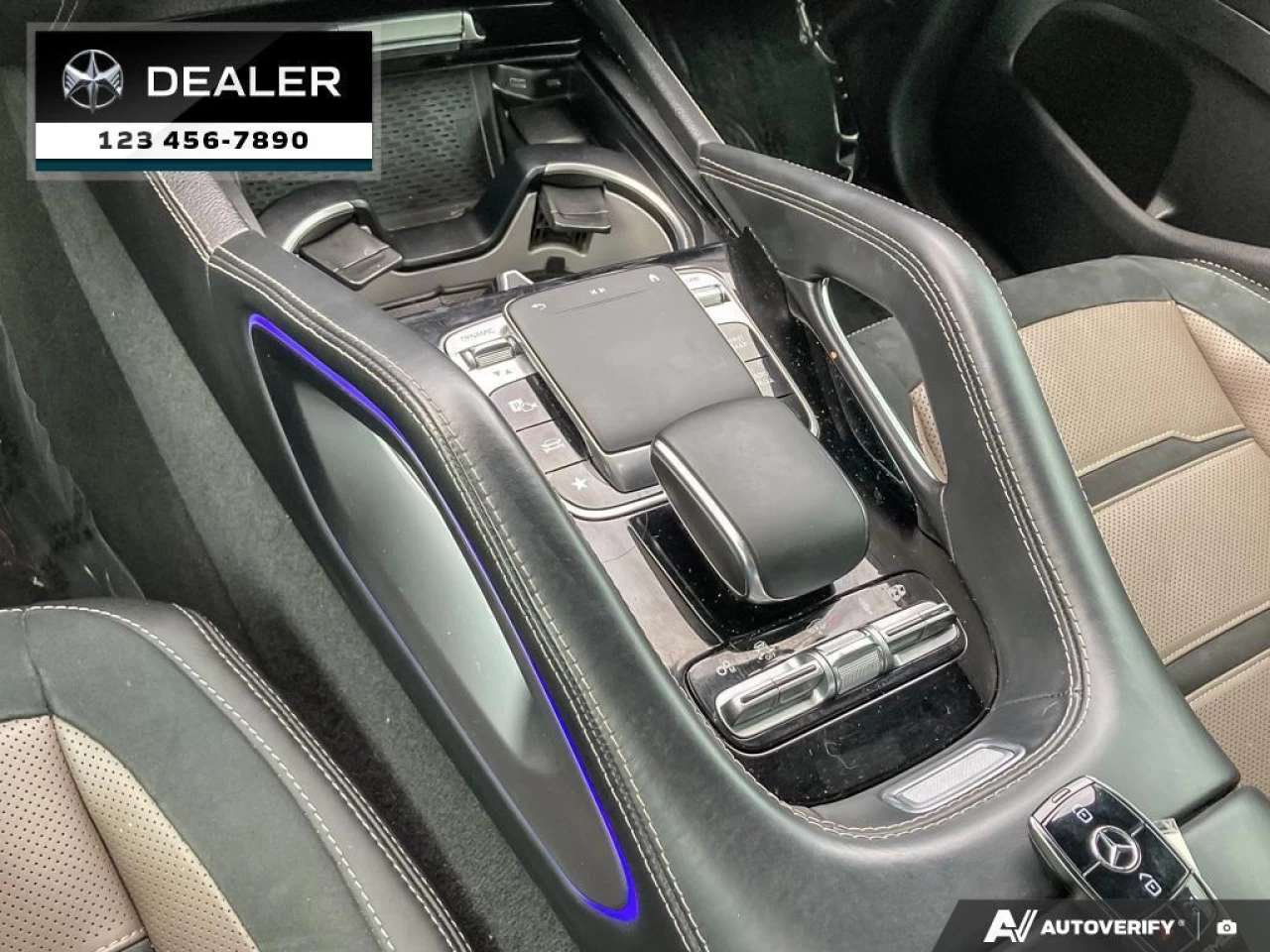 2021 Mercedes-Benz GLE 450 4MATIC  - Sunroof -  Navigation - $533 B/W Main Image