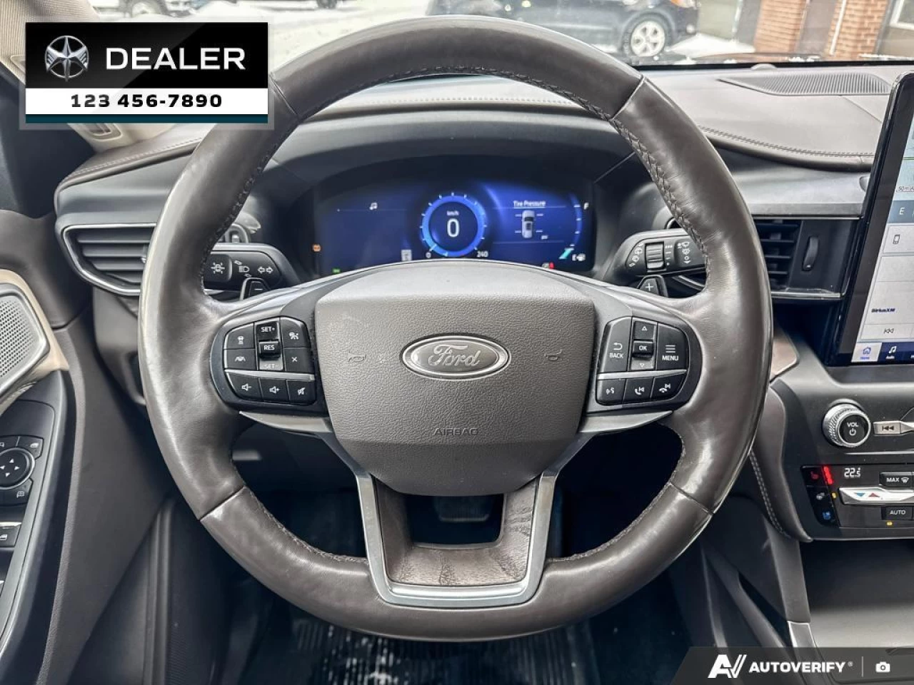 2020 Ford Explorer Platinum  - Sunroof -  Navigation - $246 B/W Main Image