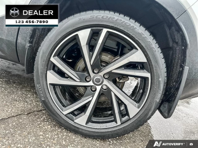 Volvo XC40 T5 Inscription  - Sunroof - Leather Seats - $277 B/W 2022