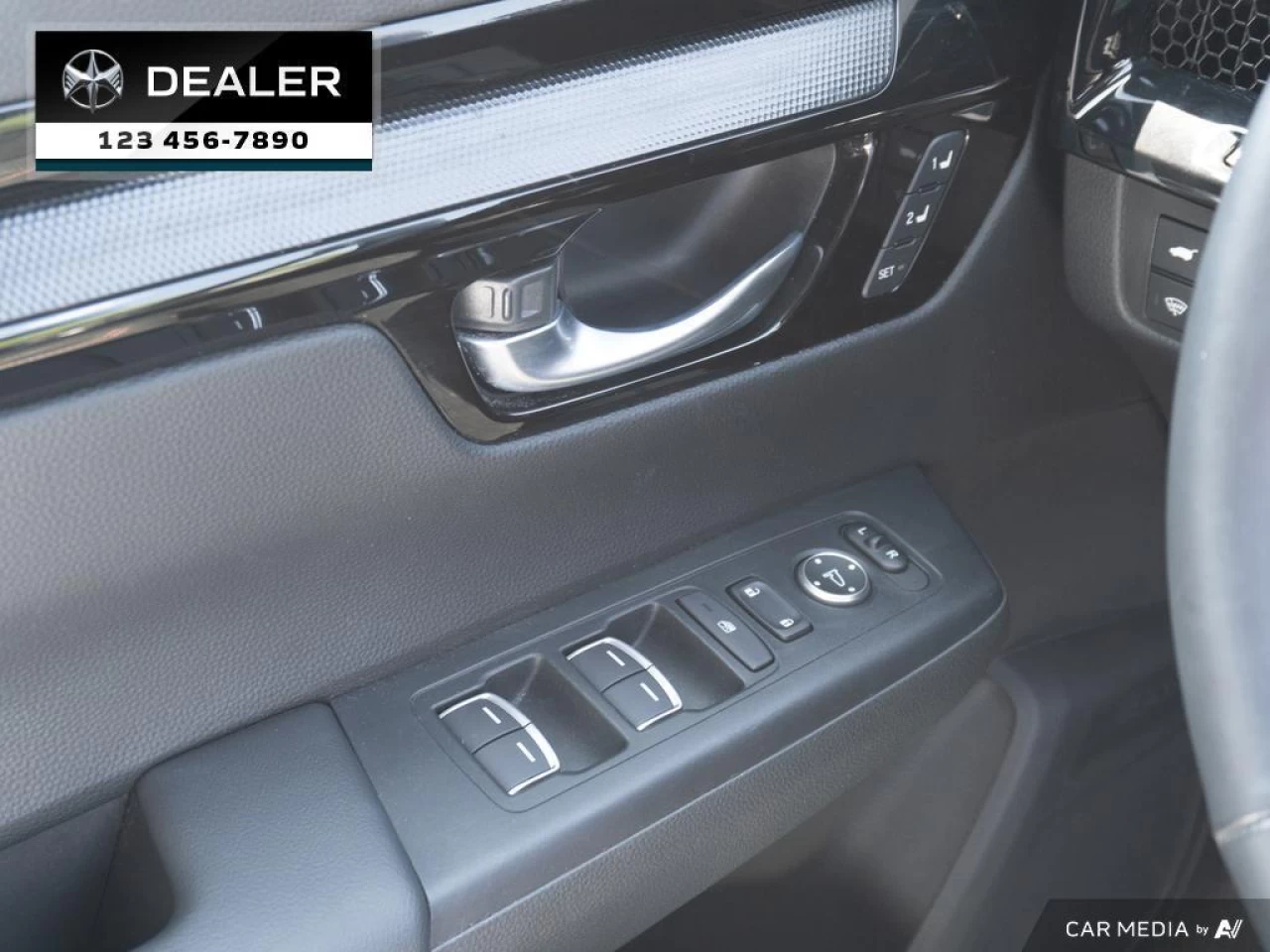 2023 Honda CR-V Hybrid Touring  - NAVIGATION - Leather Seats - $230 B/W Main Image