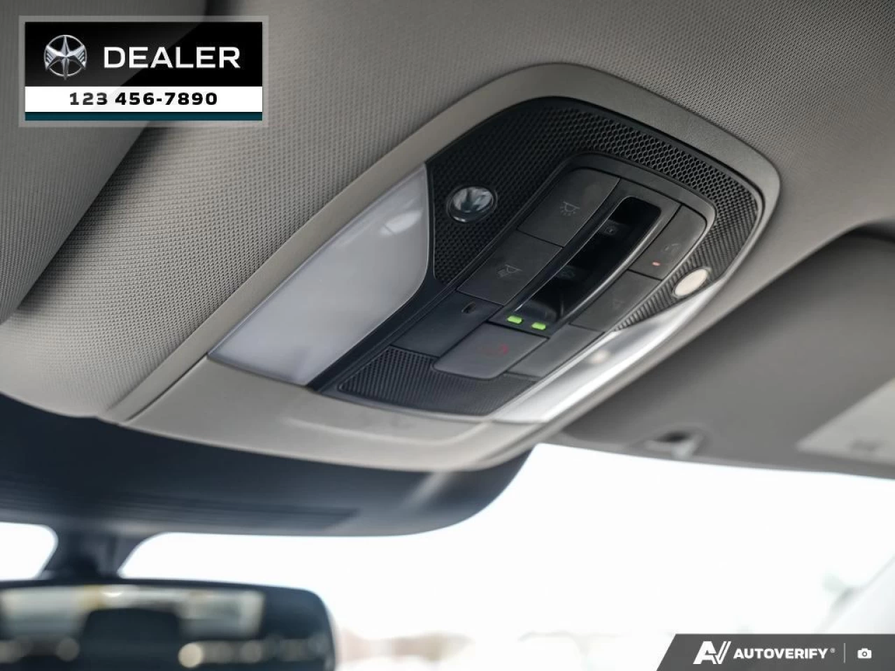 2022 INFINITI QX60 Autograph  - Sunroof - Cooled Seats - $418 B/W Main Image