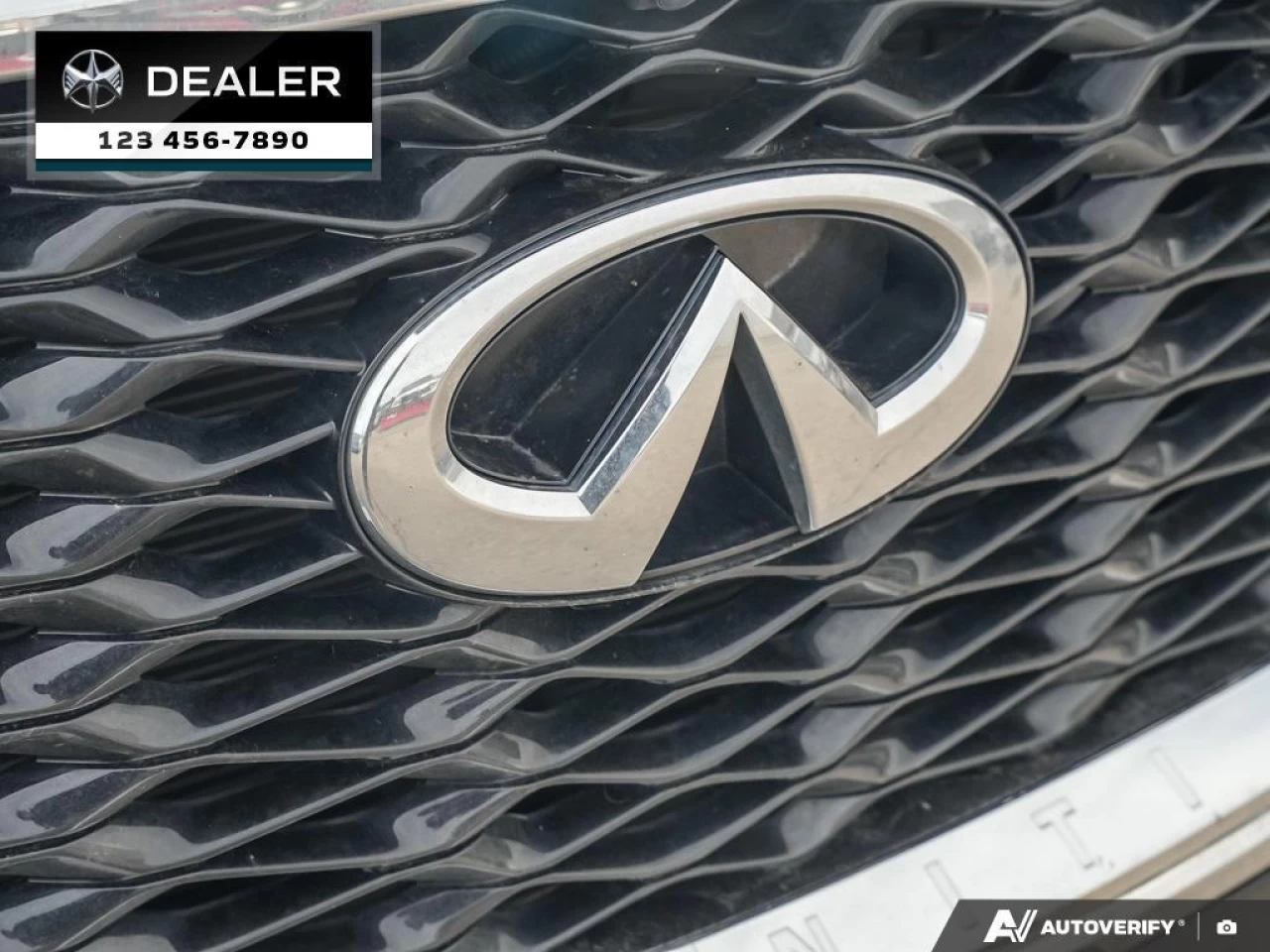 2022 INFINITI QX60 Autograph  - Sunroof - Cooled Seats - $418 B/W Main Image