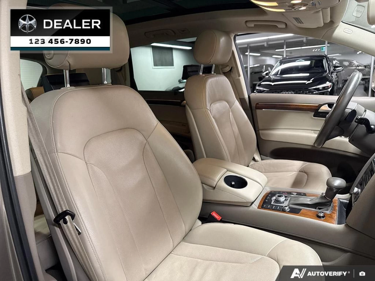 2015 Audi Q7 3.0L TDI Vorsprung Quattro  - Sunroof - $153 B/W Main Image