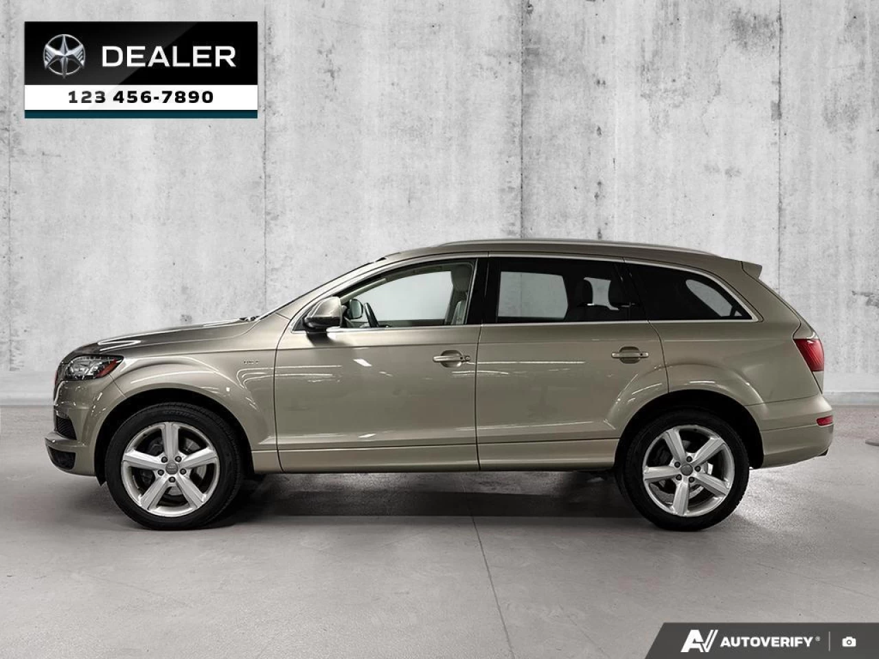 2015 Audi Q7 3.0L TDI Vorsprung Quattro  - Sunroof - $153 B/W Main Image