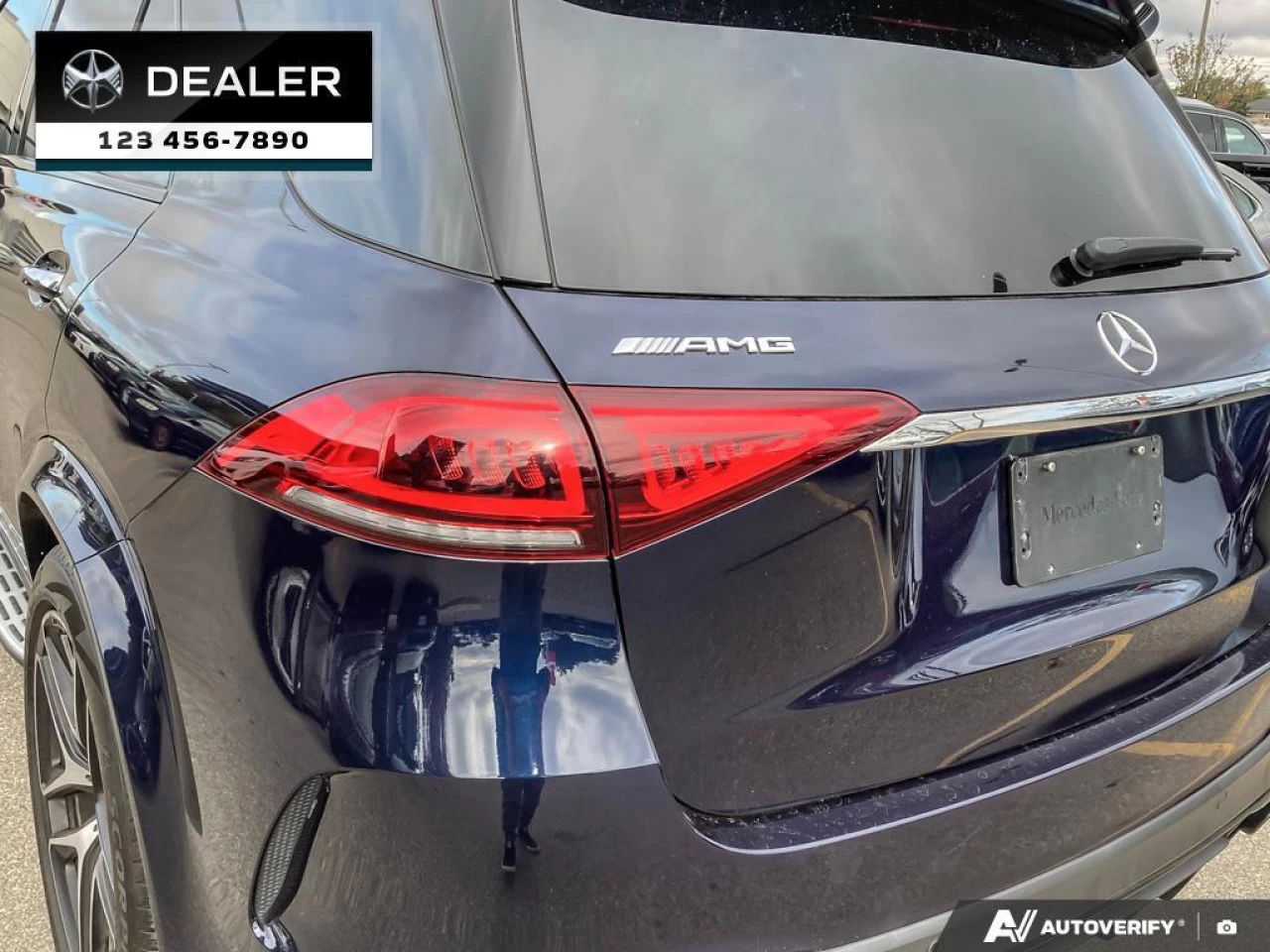 2021 Mercedes-Benz GLE 450 4MATIC  - Sunroof -  Navigation - $533 B/W Main Image