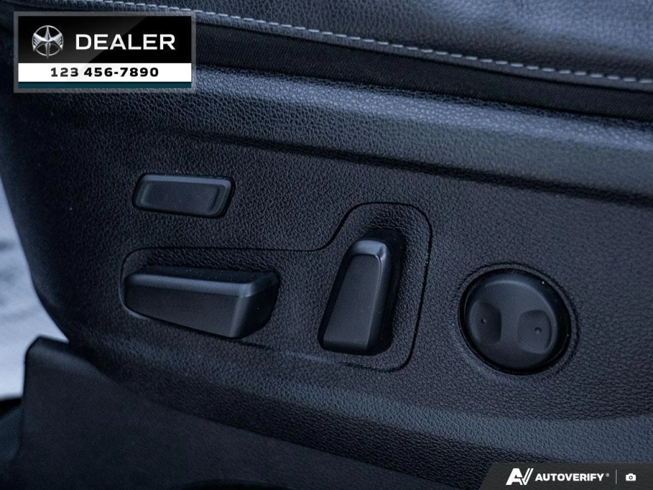 2022 Kia Telluride SX  - Cooled Seats - Sunroof - $340 B/W Main Image