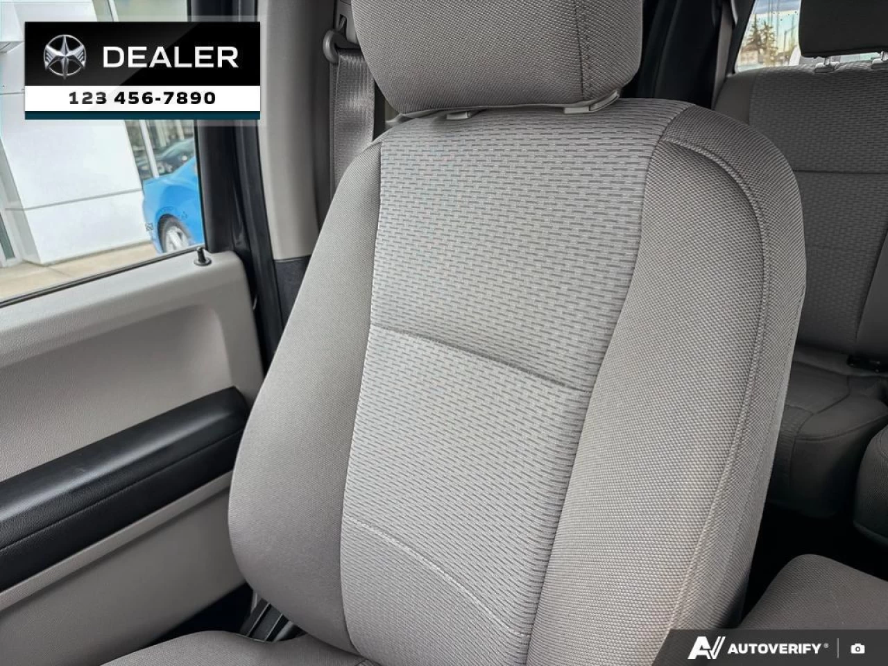 2020 Ford F-150 - $185 B/W - Low Mileage - <b>Highlight Default Text<b> Main Image